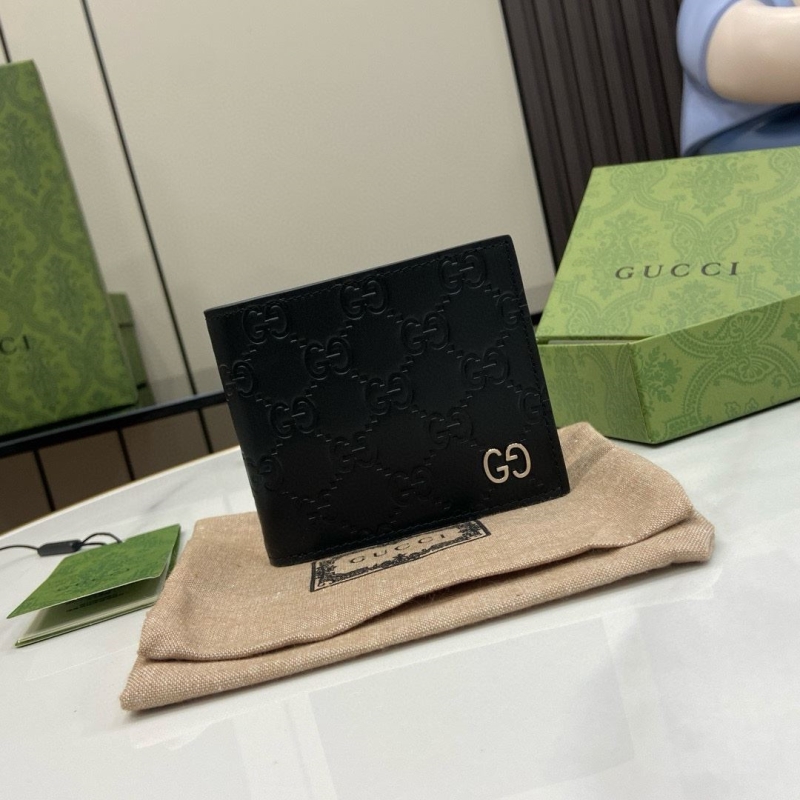 G*u*i wallets & purse
